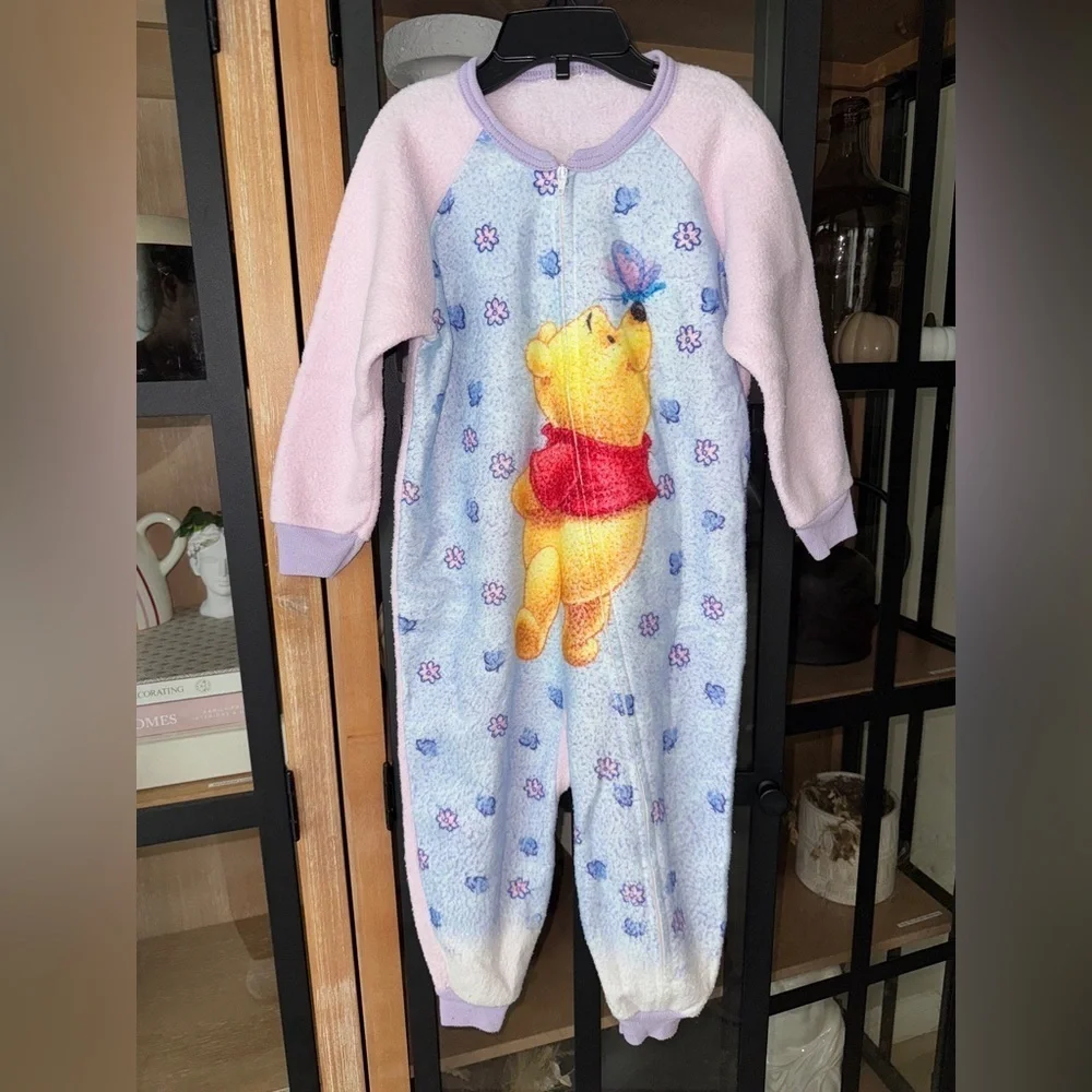 Vintage 90s Winnie The Pooh coverall onesie baby toddler fleece disney flowers